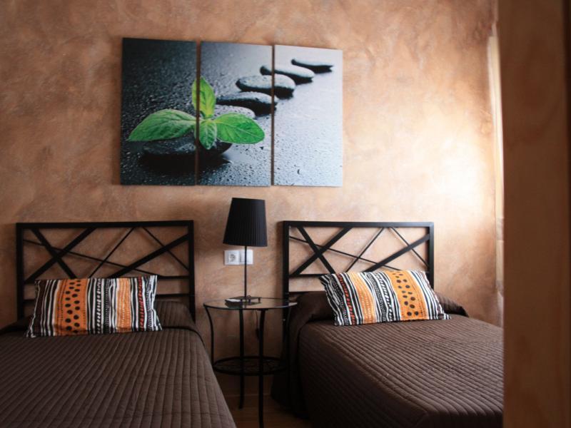 Hostal Rte. Elena Fuentes de Ebro Szoba fotó