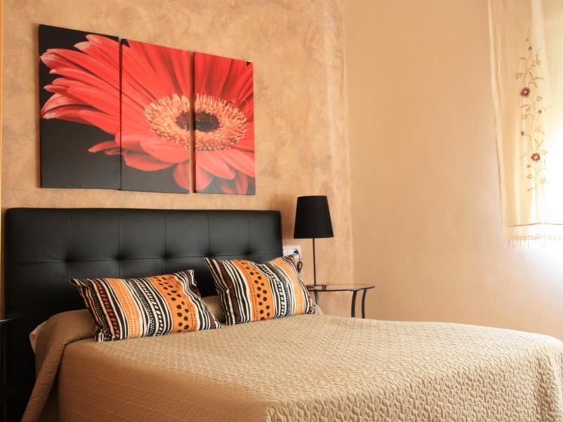 Hostal Rte. Elena Fuentes de Ebro Szoba fotó
