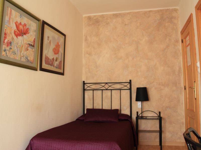 Hostal Rte. Elena Fuentes de Ebro Szoba fotó