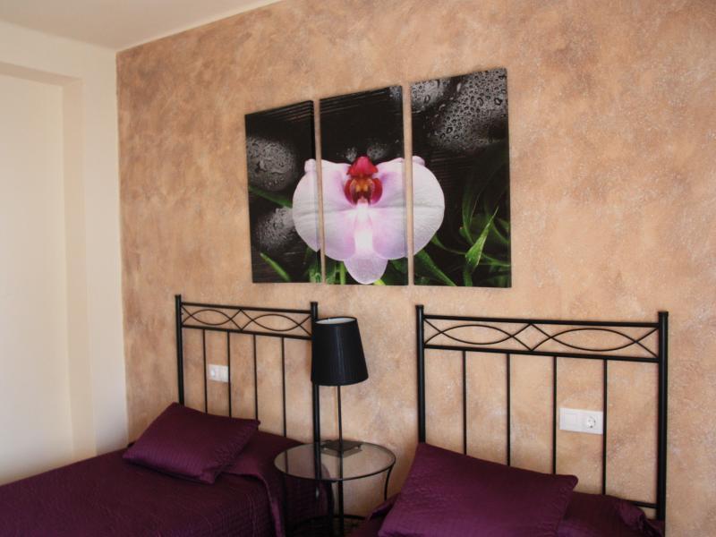 Hostal Rte. Elena Fuentes de Ebro Szoba fotó