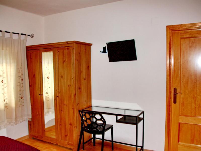 Hostal Rte. Elena Fuentes de Ebro Szoba fotó